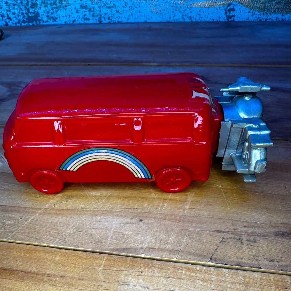 Vintage Avon bus  Tai Wind After Shave